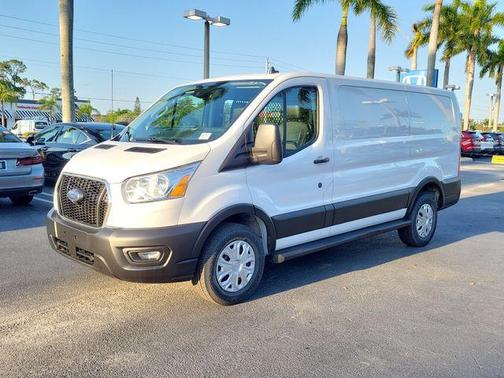 Oxford White 2021 Ford Transit-250 Base