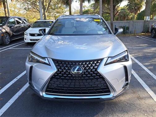 2023 Lexus UX 250h Premium