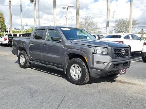 2022 Nissan Frontier S