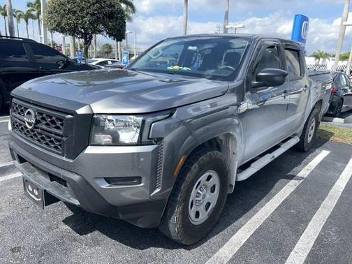 2022 Nissan Frontier S