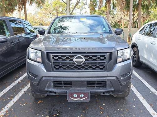 2022 Nissan Frontier S