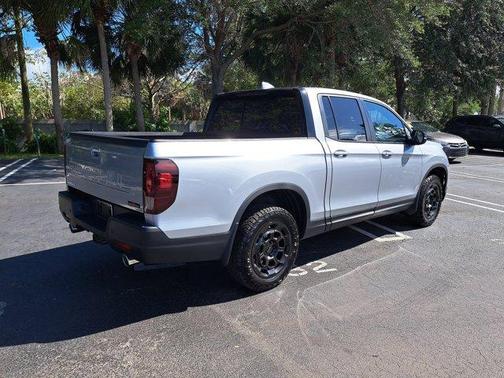 2025 Honda Ridgeline TrailSport+