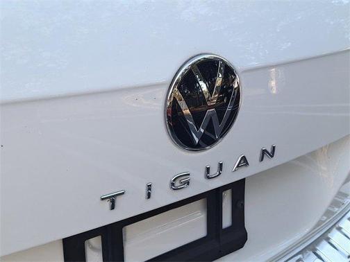 2024 Volkswagen Tiguan 2.0T Wolfsburg Edition