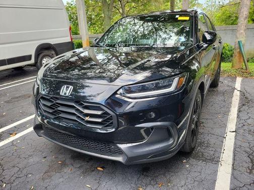 Crystal Black Pearl 2024 Honda HR-V Sport
