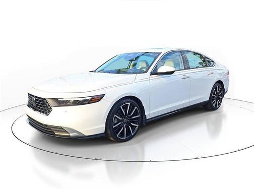 2023 Honda Accord Hybrid Touring