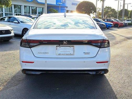 2023 Honda Accord Hybrid Touring