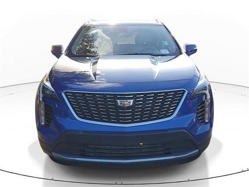2022 Cadillac XT4 Premium Luxury