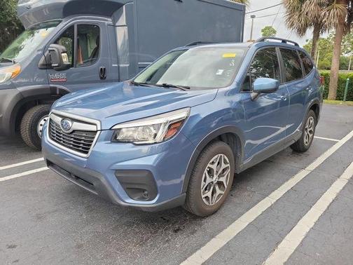 Horizon Blue Pearl 2020 Subaru Forester Premium