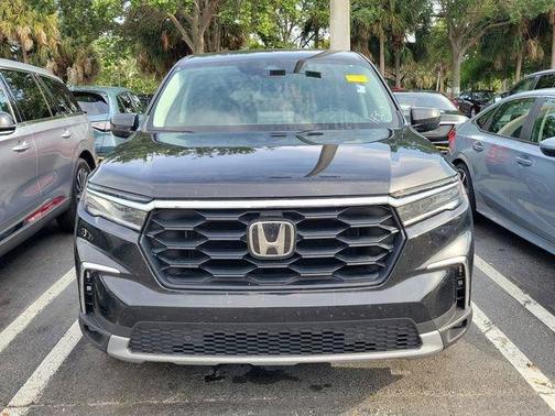 Crystal Black Pearl 2024 Honda Pilot EX-L