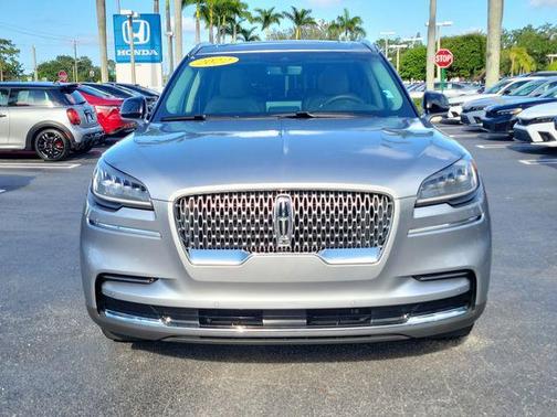 Pristine White 2022 Lincoln Aviator Reserve RWD