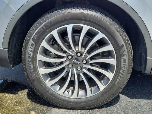 Pristine White 2022 Lincoln Aviator Reserve RWD