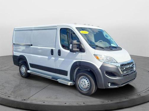Bright White Clearcoat 2025 RAM ProMaster 2500 Base