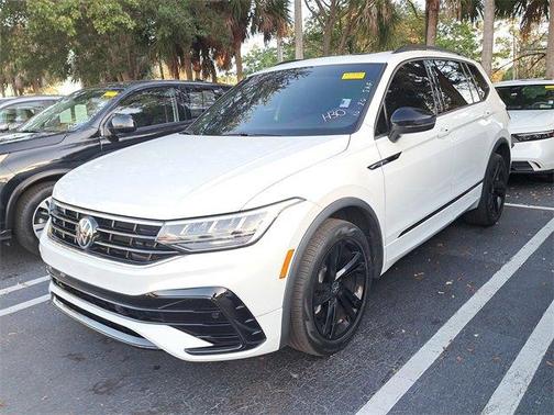 2023 Volkswagen Tiguan 2.0T SE R-Line Black