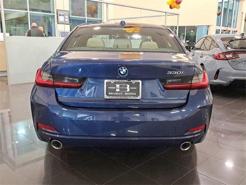 2023 BMW 330 i