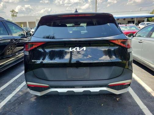 Fusion Orange 2023 Kia Sportage LX