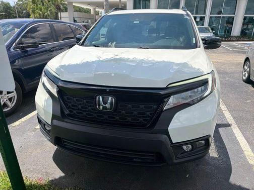 White Diamond Pearl 2019 Honda Passport Touring