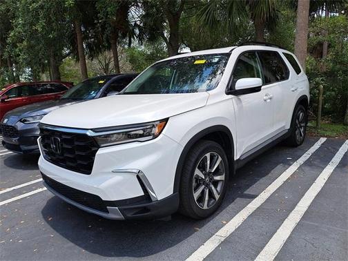 2025 Honda Pilot Touring