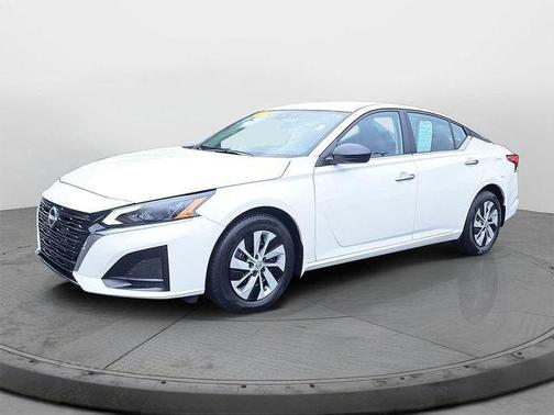 2025 Nissan Altima S