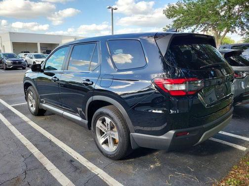 Crystal Black Pearl 2025 Honda Pilot EX-L