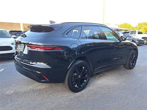 2024 Jaguar F-PACE P250 R-Dynamic S