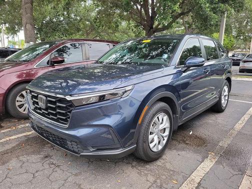 Still Night Pearl 2025 Honda CR-V LX