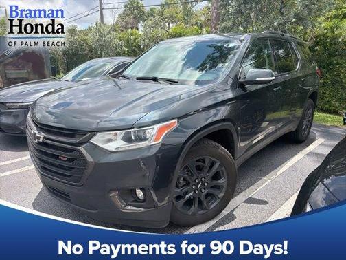 Graphite Metallic 2021 Chevrolet Traverse RS