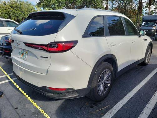 Rhodium White Premium 2025 Mazda CX-90 SE