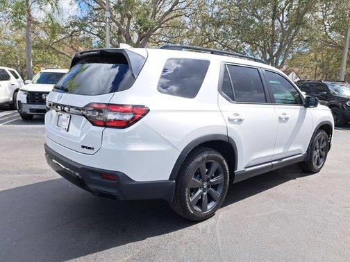 Platinum White Pearl 2026 Honda Pilot Sport
