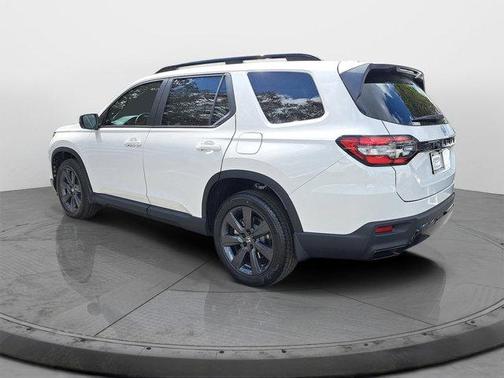 Platinum White Pearl 2026 Honda Pilot Sport