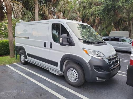 Bright White Clearcoat 2025 RAM ProMaster 2500 Base