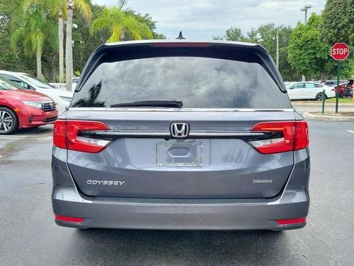Modern Steel Metallic 2024 Honda Odyssey EX-L
