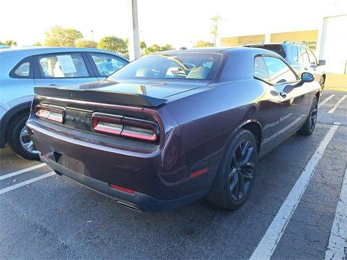 2020 Dodge Challenger SXT