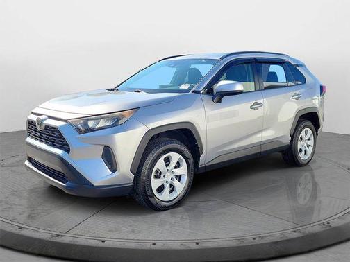Silver Sky Metallic 2019 Toyota RAV4 LE