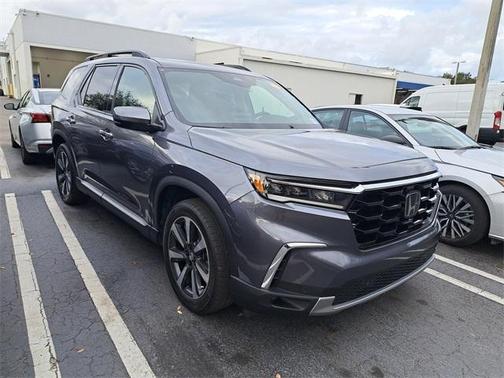 2024 Honda Pilot Touring