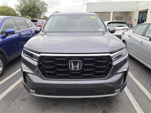 2024 Honda Pilot Touring