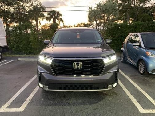 2024 Honda Pilot Touring