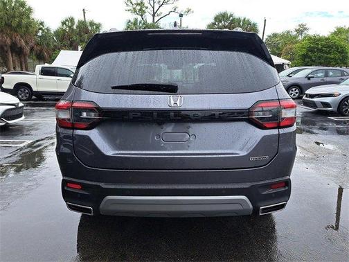 2024 Honda Pilot Touring