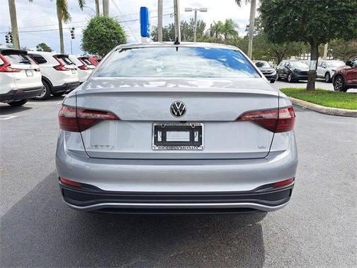 2023 Volkswagen Jetta 1.5T SE