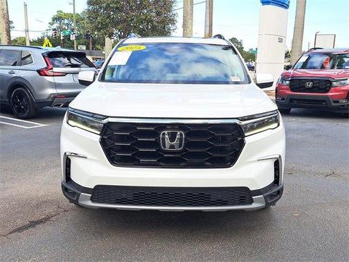 2025 Honda Pilot Touring