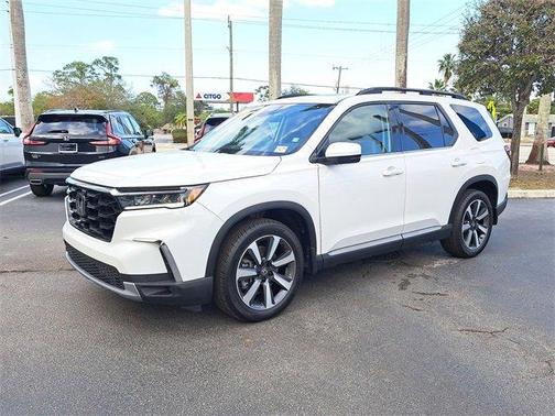 2025 Honda Pilot Touring
