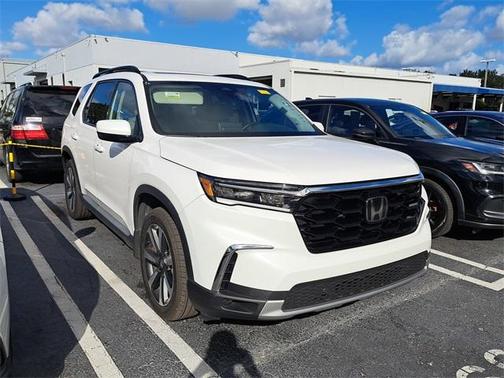 2025 Honda Pilot Touring