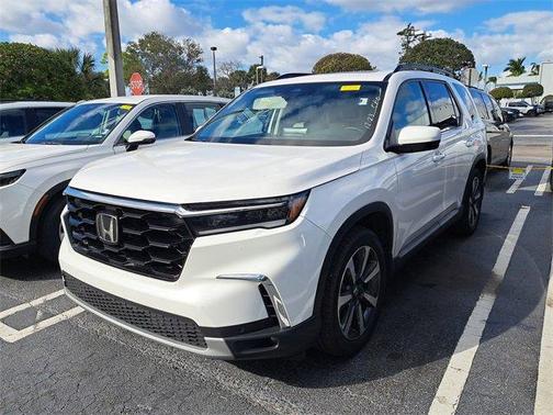 2025 Honda Pilot Touring