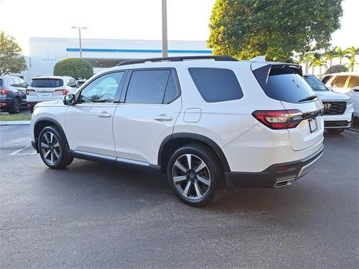 2025 Honda Pilot Touring
