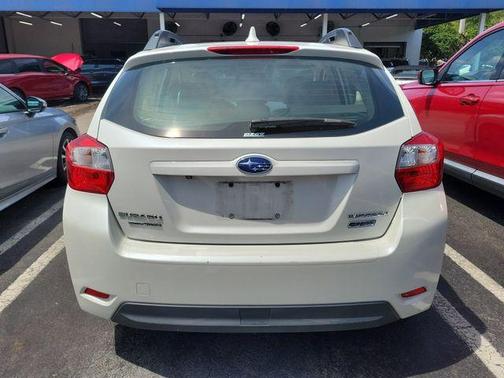 Crystal White Pearl 2016 Subaru Impreza 2.0i Sport Limited