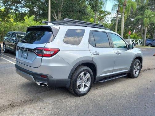 Solar Silver Metallic 2026 Honda Pilot EX-L