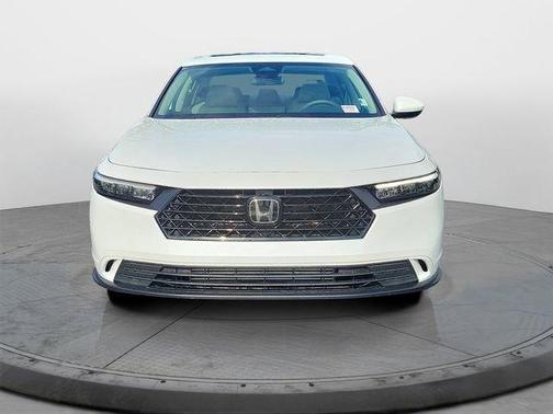 Platinum White Pearl 2024 Honda Accord EX