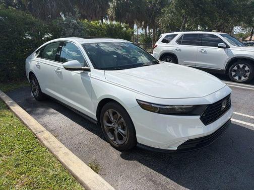 Platinum White Pearl 2024 Honda Accord EX