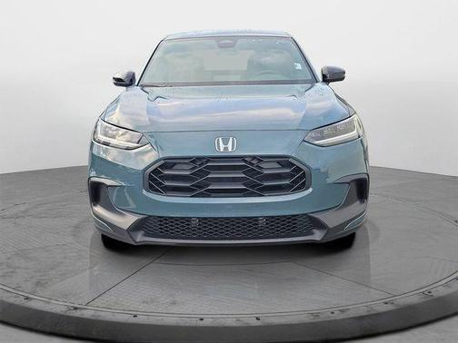 Pearl 2025 Honda HR-V Sport