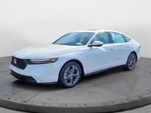 Platinum White Pearl 2026 Honda Accord Hybrid EX-L