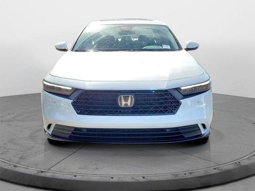 Platinum White Pearl 2026 Honda Accord Hybrid EX-L